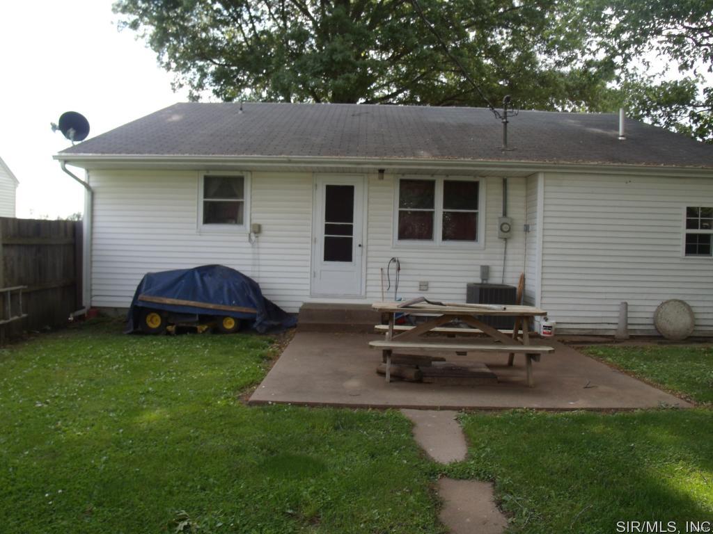 146 North Main Street Hoyleton, IL 62803 - Photo 2 of 9 Gallery Image 2