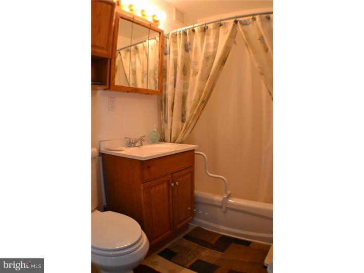 583 Elbridge Road Morrisville, PA 19067 - Photo 8 of 12 Bathroom
