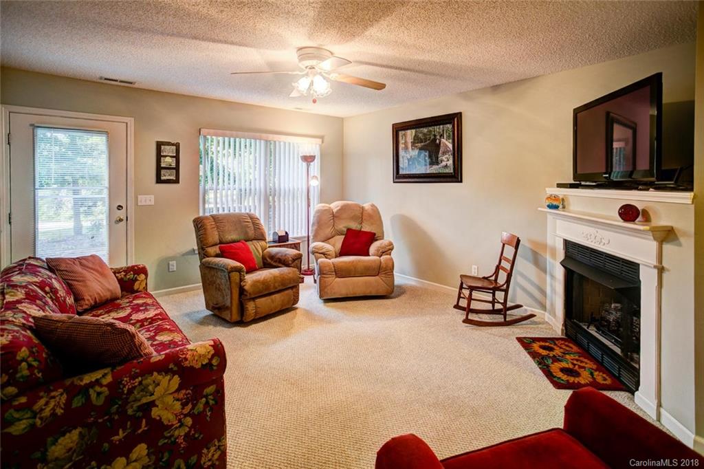36 Queen Road, Unit B Candler, NC 28715 - Photo 3 of 9 Gallery Image 3