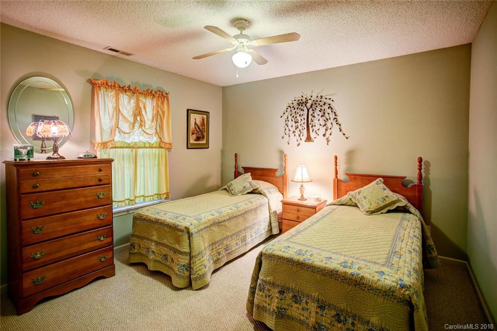 36 Queen Road, Unit B Candler, NC 28715 - Photo 8 of 9 Gallery Image 8