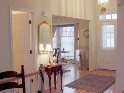 7310 Ridge Edge Court Florence, KY 41042 - Photo 2 of 7 Gallery Image 2