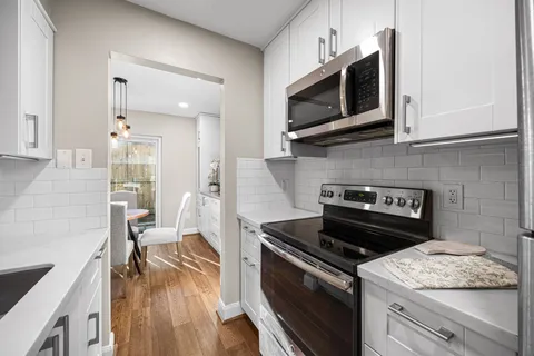 $315,000 | 1300 Fairview Street, Unit B, Houston, TX 77006