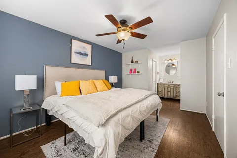 $315,000 | 1300 Fairview Street, Unit B, Houston, TX 77006