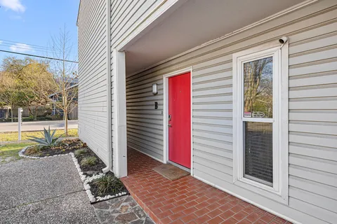 $315,000 | 1300 Fairview Street, Unit B, Houston, TX 77006