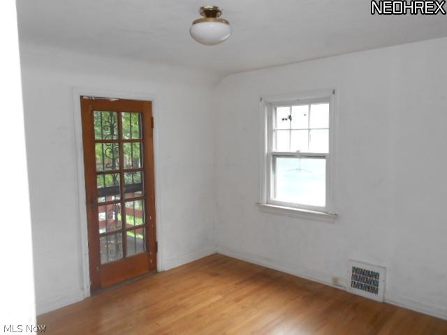 3751 Northampton Road Cleveland Heights, OH 44121 - Photo 4 of 8 Gallery Image 4