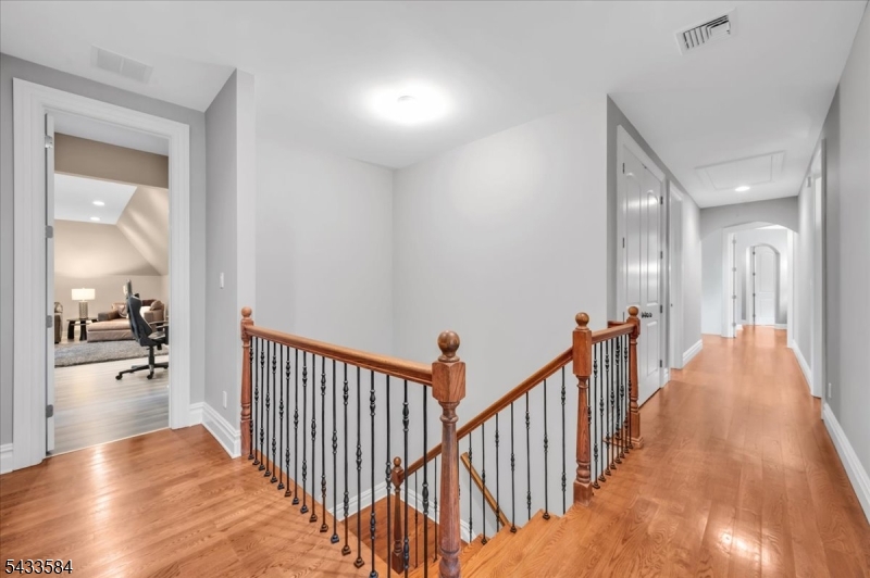 1296 Mt Vernon Road Bridgewater, NJ 08807 - Photo 31 of 48