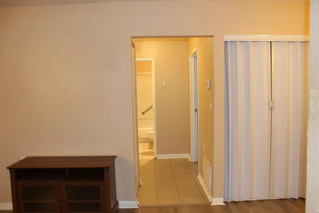 $68,000 | 317 Mabry Street, Unit 611, Tallahassee, FL 32304