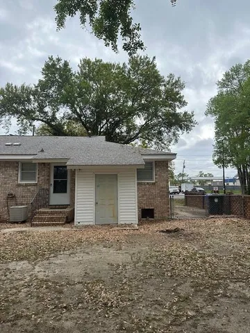 $1,900 | 1740 Pinecrest Road, Unit A, Charleston, SC 29407