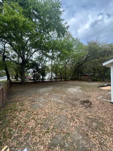 $1,900 | 1740 Pinecrest Road, Unit A, Charleston, SC 29407