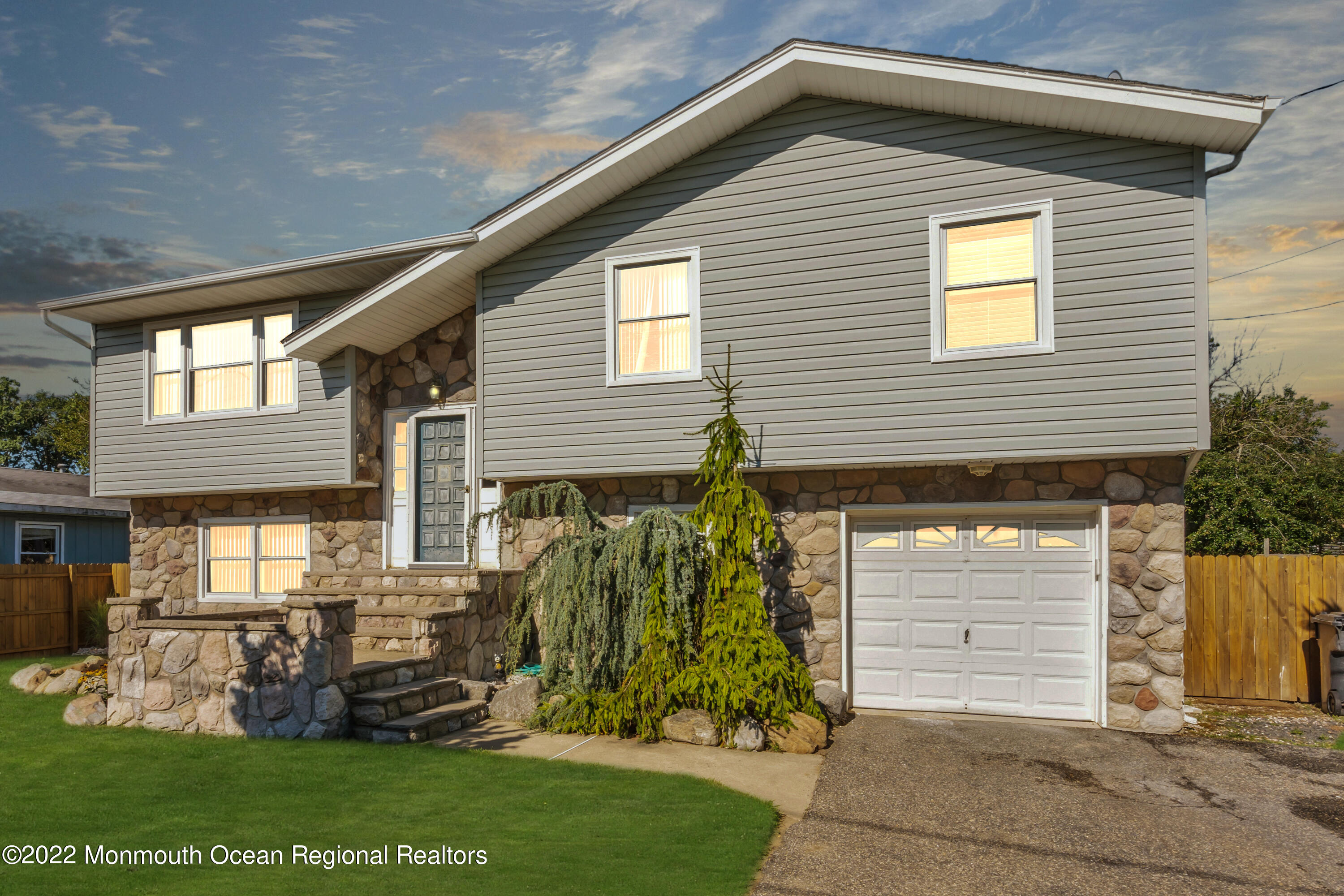 542 George Road Toms River, NJ 08753 - Photo 1 of 53 003_dsc03562-1_copy