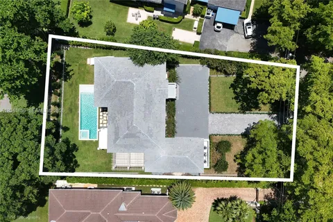 $11,995,000 | 1241 Mariola Court, Coral Gables, FL 33134