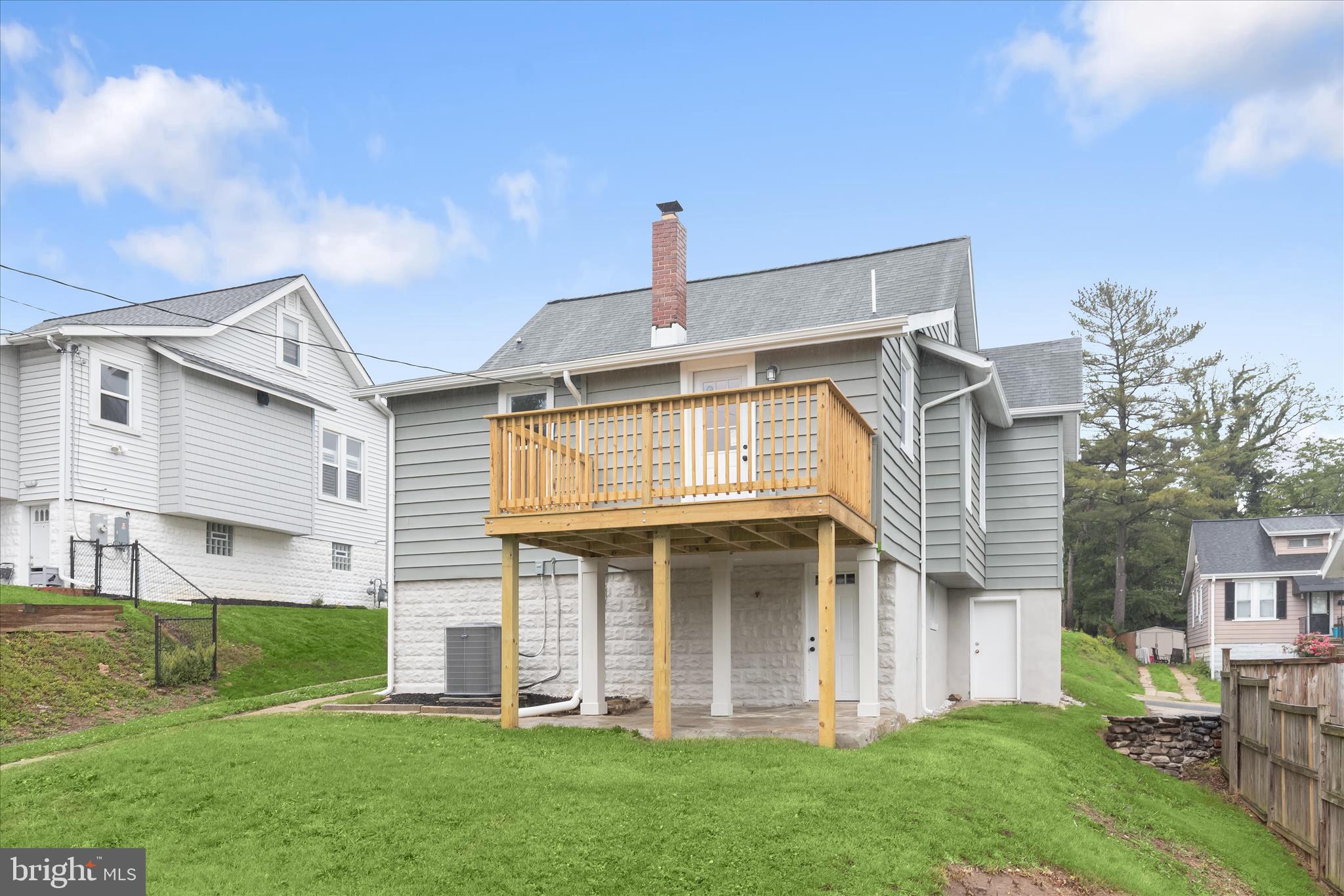 640 North Bend Road Baltimore, MD 21229 - Photo 42 of 47 Rear View