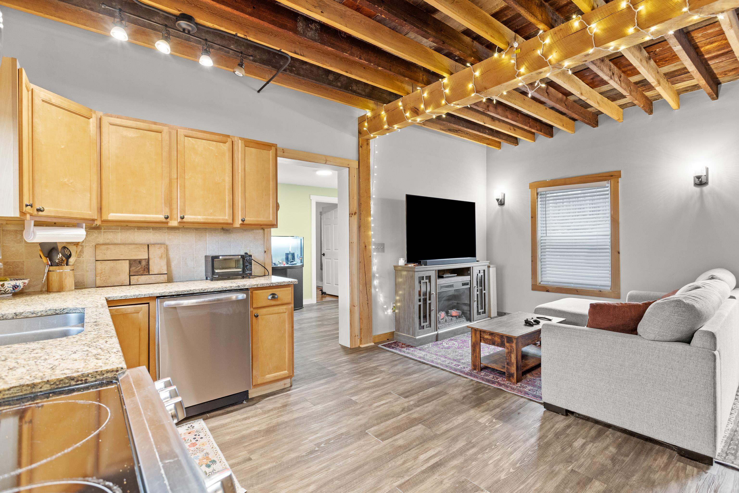 142 Broadway, Unit 3 Dover, NH 03820 - Photo 2 of 43