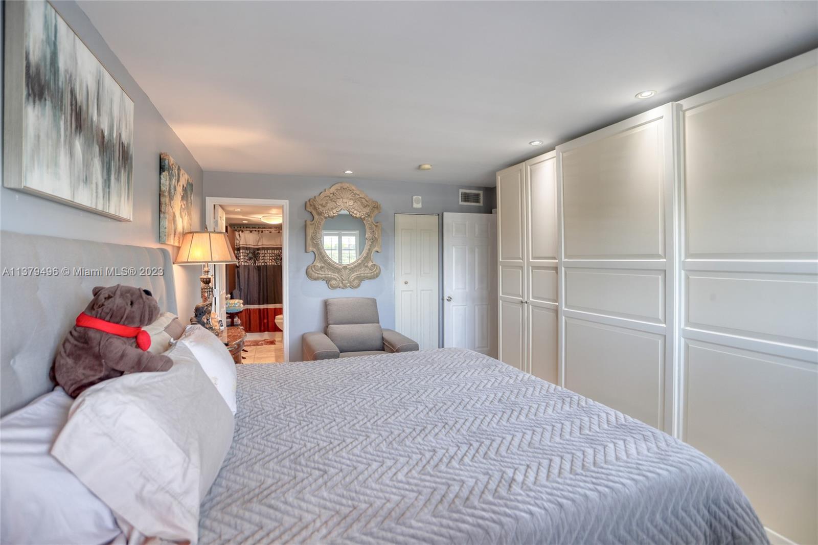 8856 West McNab Road, Unit 303 Tamarac, FL 33321 - Photo 15 of 21 Gallery Image 15