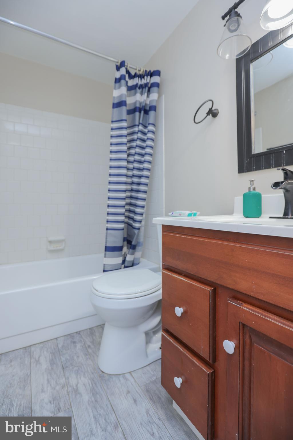9211 Bowline Road Baltimore, MD 21236 - Photo 16 of 24