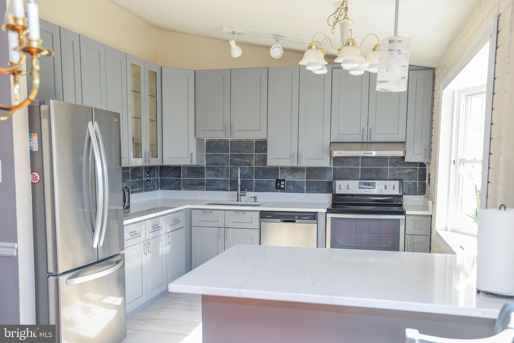 9211 Bowline Road Baltimore, MD 21236 - Photo 5 of 24