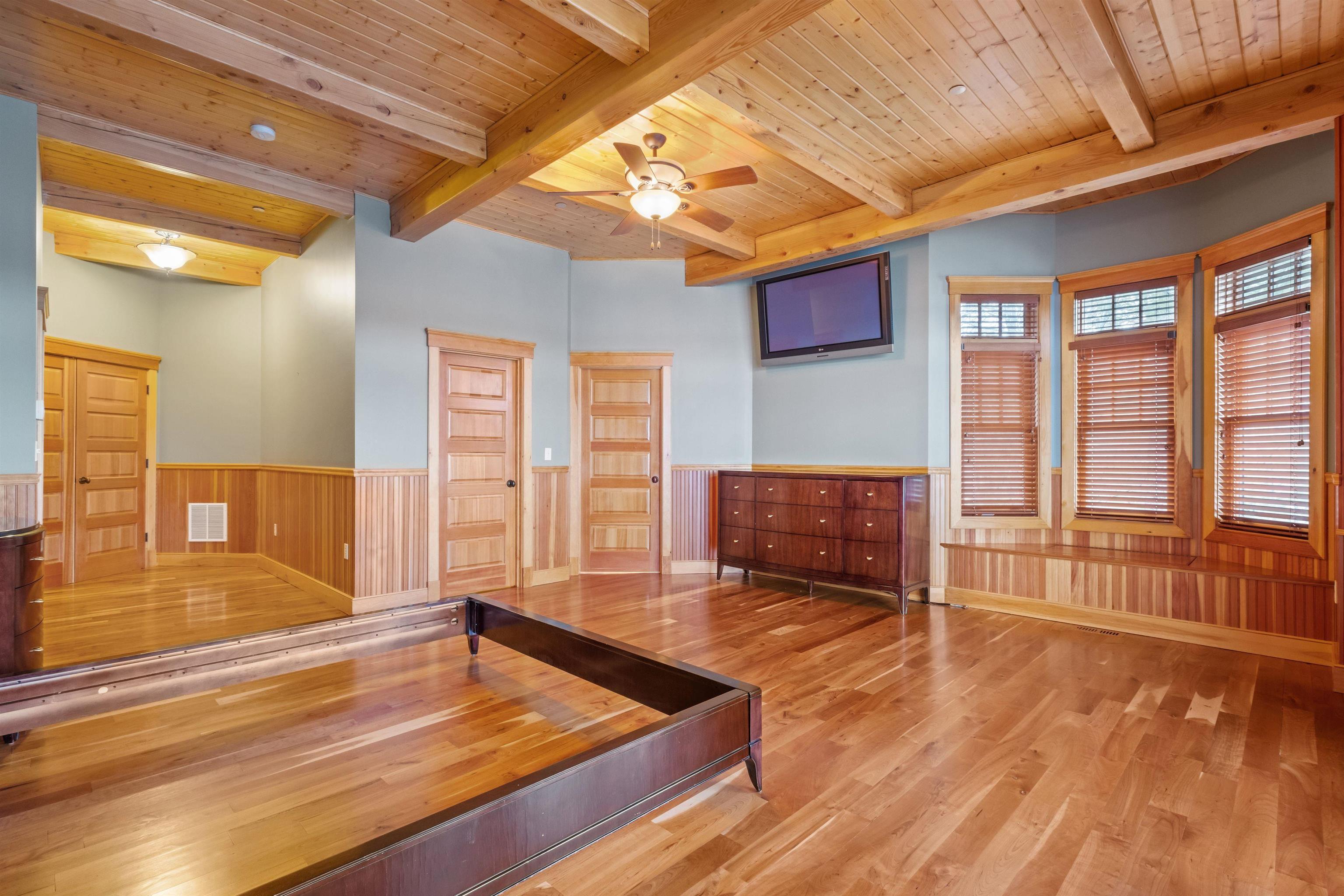 72 Timber Ridge Road Alton, NH 03810 - Photo 23 of 58