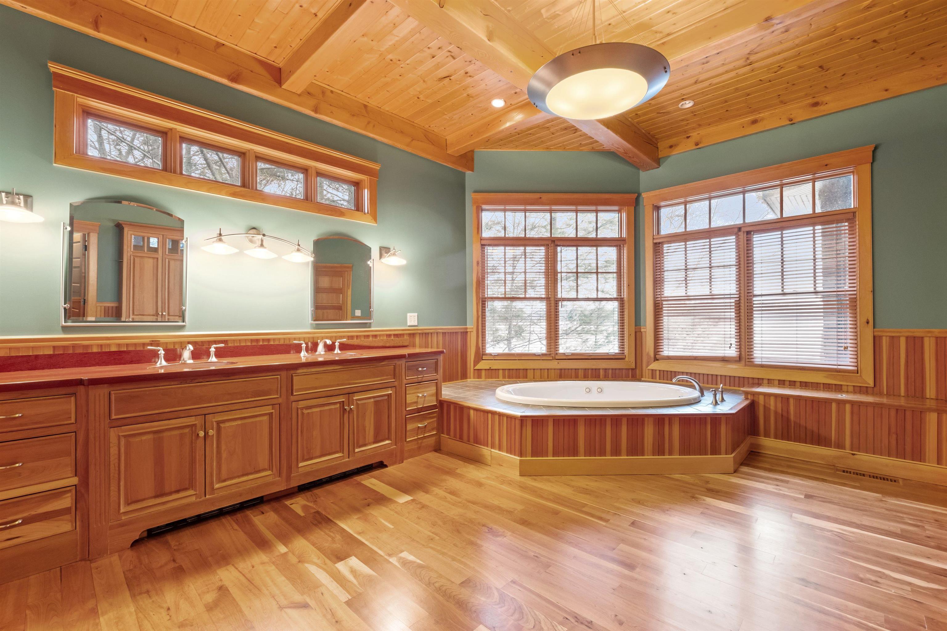 72 Timber Ridge Road Alton, NH 03810 - Photo 26 of 58