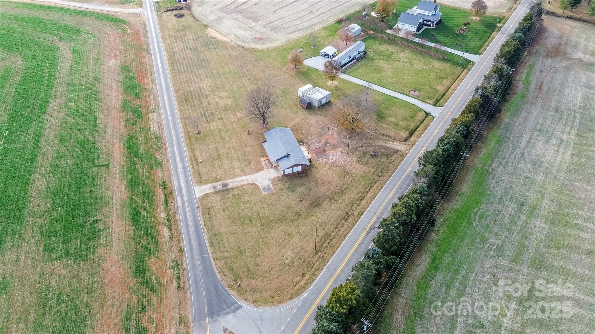 2890 Hobson Road Cleveland, NC 27013 - Photo 34 of 48 a view of a balcony