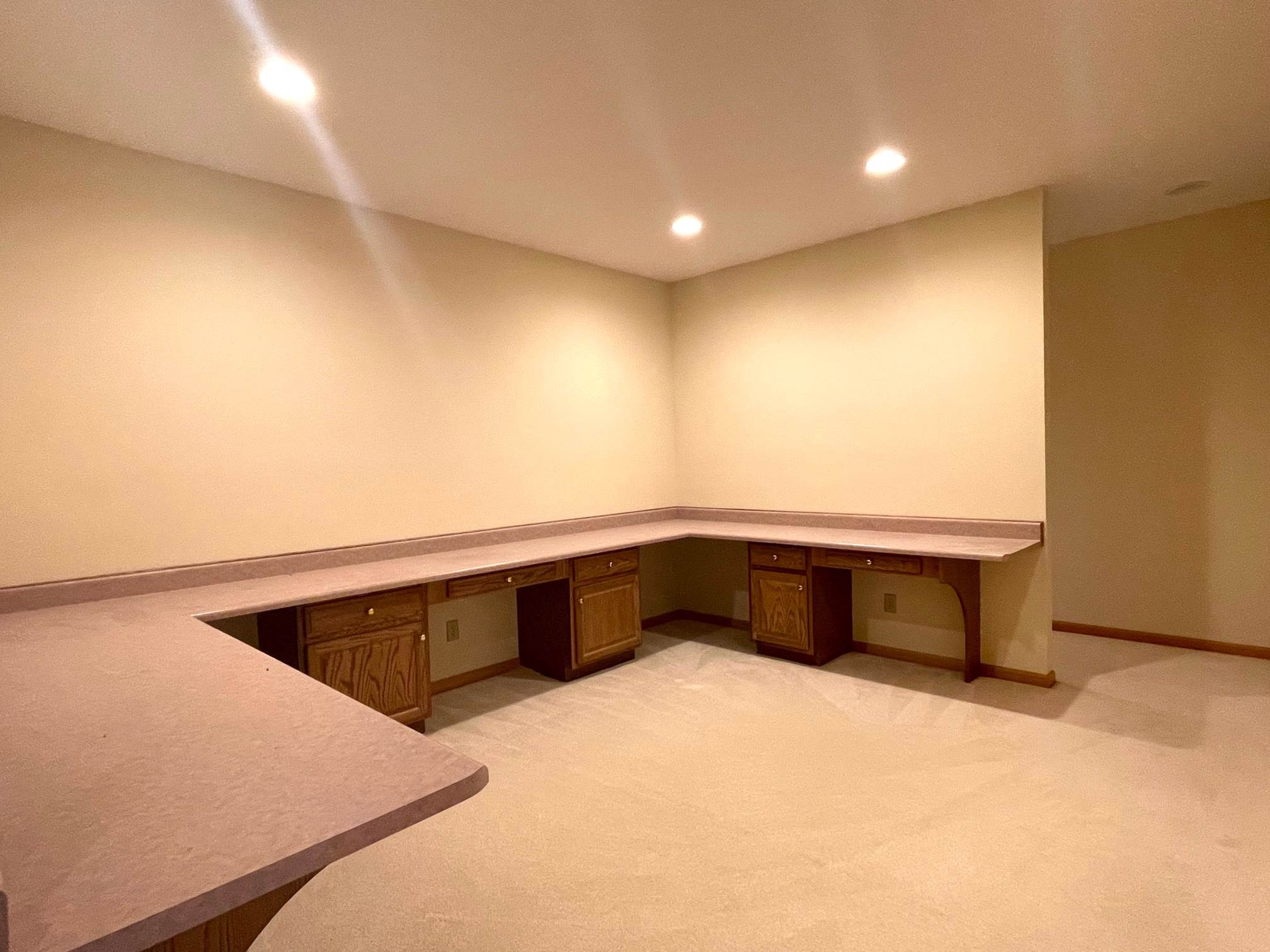 6004 Hollopeter Road Leo, IN 46765 - Photo 23 of 36 Gallery Image 23