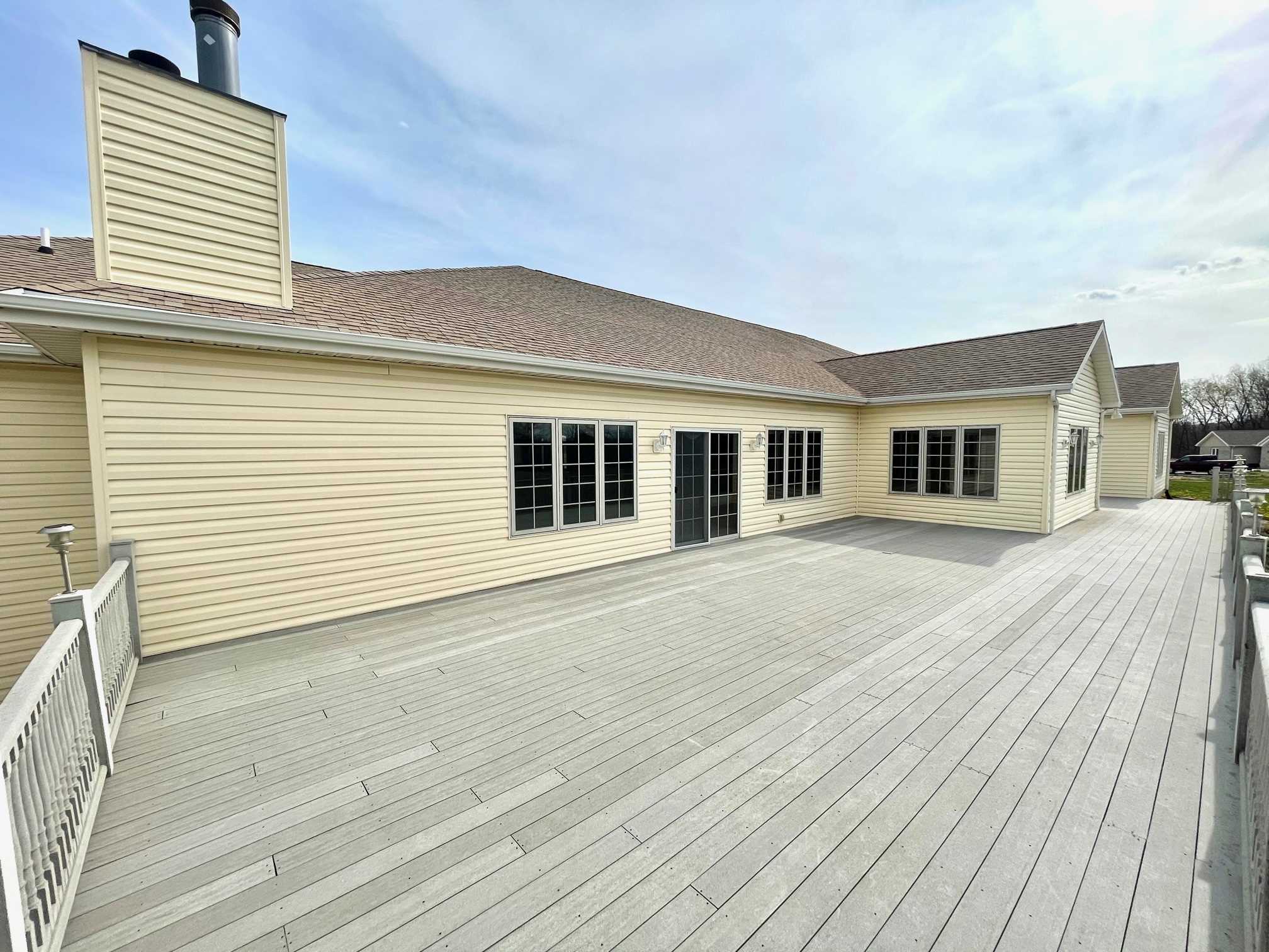 6004 Hollopeter Road Leo, IN 46765 - Photo 32 of 36 Gallery Image 32