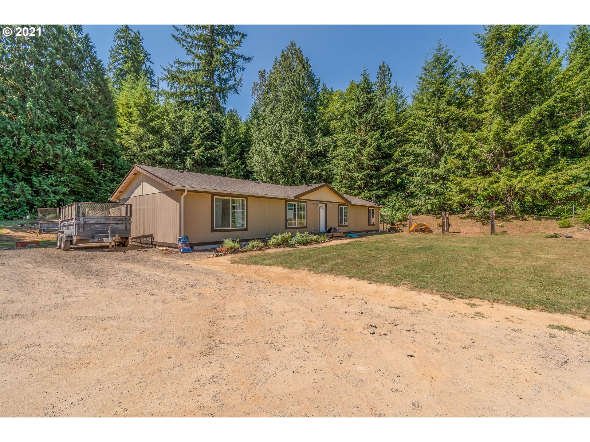 7853 Lewis River Road Ariel, WA 98603 - Photo 4 of 32 Gallery Image 4