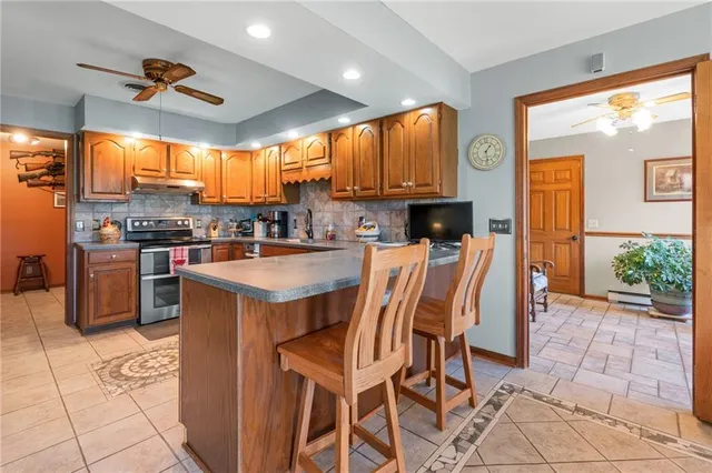 $825,000 | 1887 Northwest Mill Creek Drive, Hamilton, MO 64644