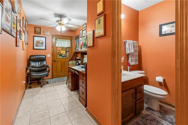 $825,000 | 1887 Northwest Mill Creek Drive, Hamilton, MO 64644