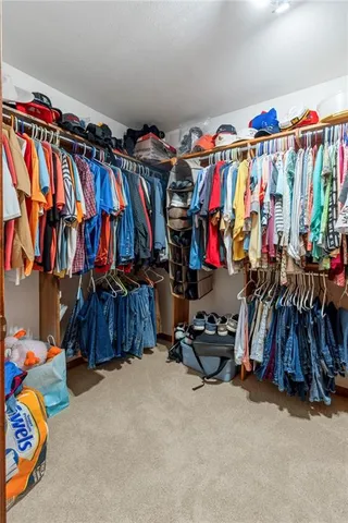 $825,000 | 1887 Northwest Mill Creek Drive, Hamilton, MO 64644