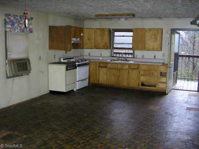 1524 White Rock Road Boone, NC 28645 - Photo 4 of 7 Other.