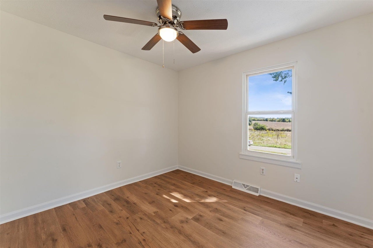 867 Witt Road Bowling Green, KY 42101 - Photo 24 of 31 Gallery Image 24