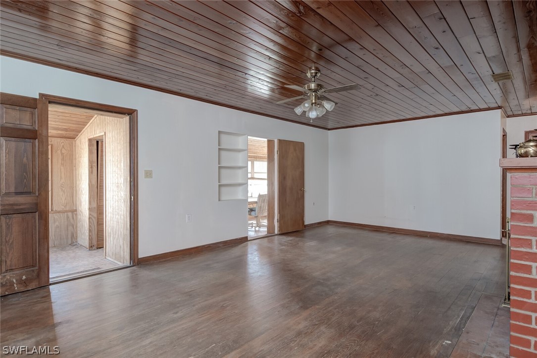 8010 Riverside Drive Punta Gorda, FL 33982 - Photo 9 of 35 Gallery Image 9