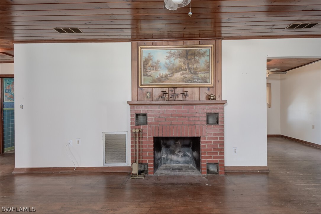 8010 Riverside Drive Punta Gorda, FL 33982 - Photo 10 of 35 Gallery Image 10