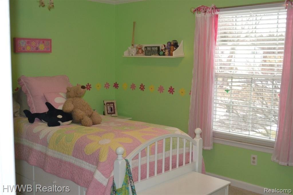 2765 Rhineberry Road Rochester, MI 48309 - Photo 16 of 25 17-Bed 2.JPG