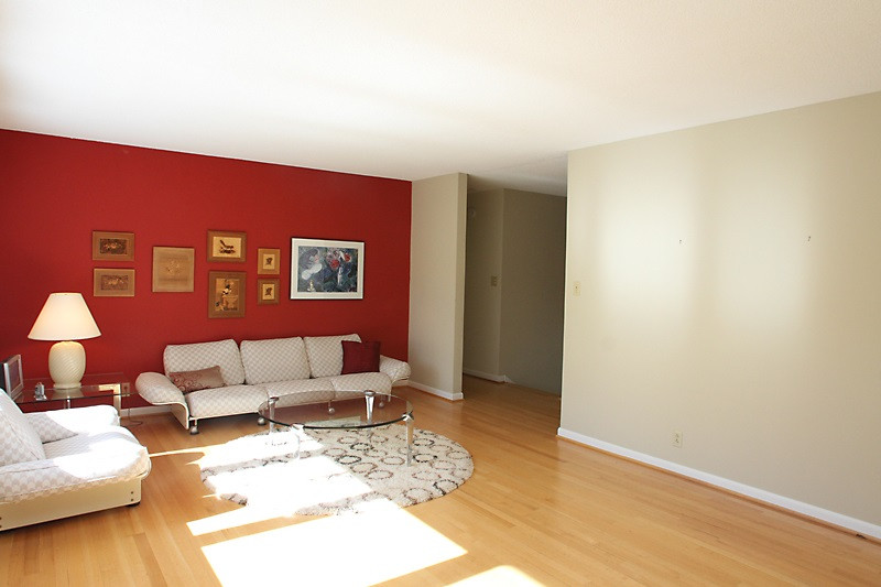 3208 Caldwell Drive Raleigh, NC 27607 - Photo 5 of 22 Den/Family/Great Room