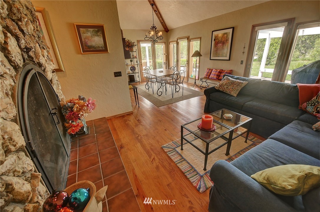 12 Lewisia Road Winthrop, WA 98862 - Photo 8 of 25 Gallery Image 8