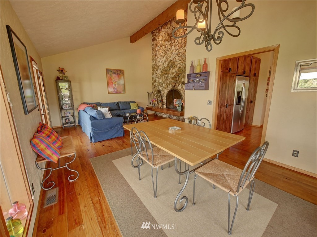 12 Lewisia Road Winthrop, WA 98862 - Photo 9 of 25 Gallery Image 9