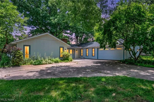 $299,000 | 477 Cranston Drive, Berea, OH 44017