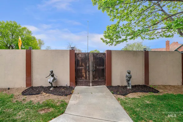 $659,900 | 102 Fillmore Street, Twin Falls, ID 83301