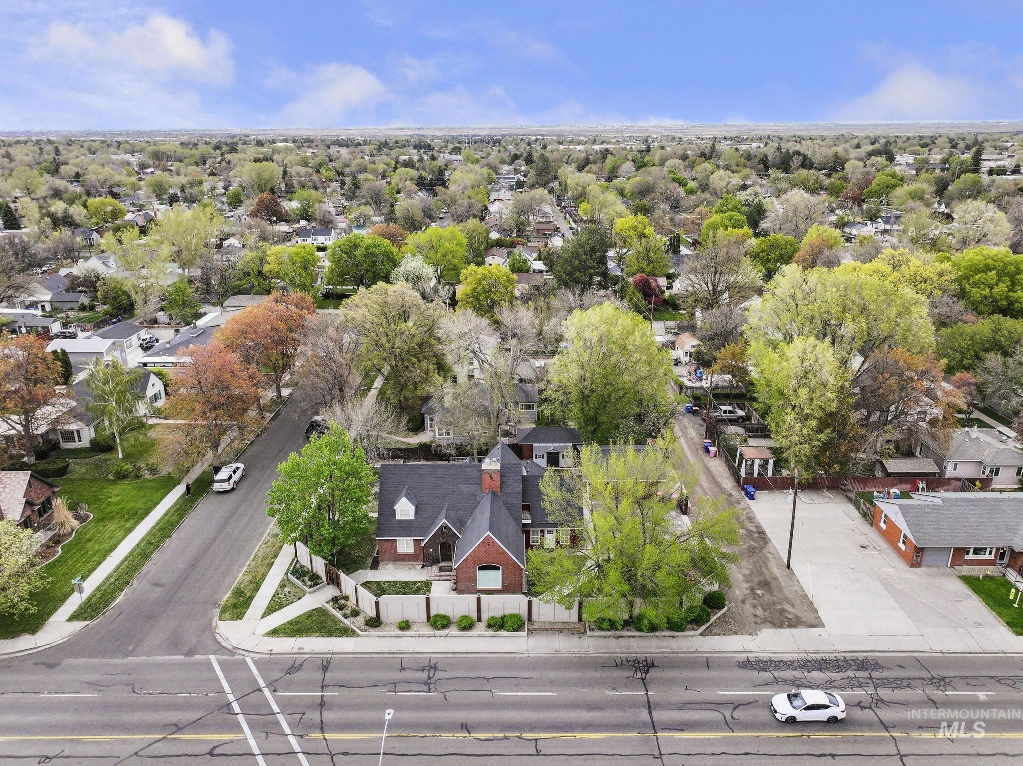 102 Fillmore Street Twin Falls, ID 83301 - Photo 46 of 48 Aerial view of residential area