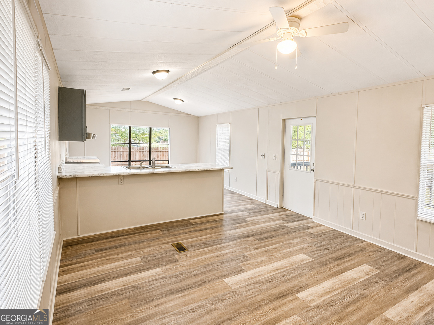 1804 Rhoda Street Waycross, GA 31503 - Photo 13 of 16
