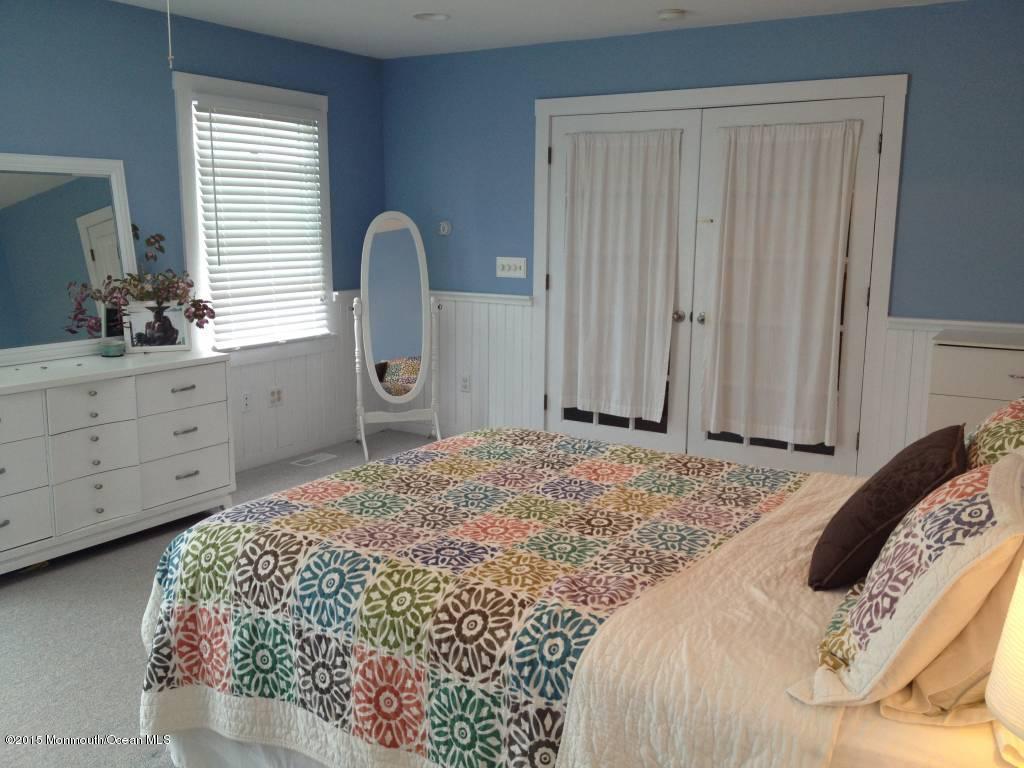 1516 Dorset Dock Road Point Pleasant, NJ 08742 - Photo 11 of 36 11-Master Bedroom