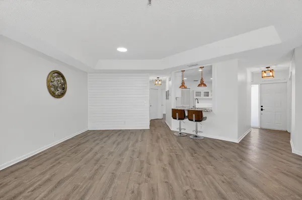 $3,500 | 9074 Chatsworth Cascades Circle, Boca Raton, FL 33434