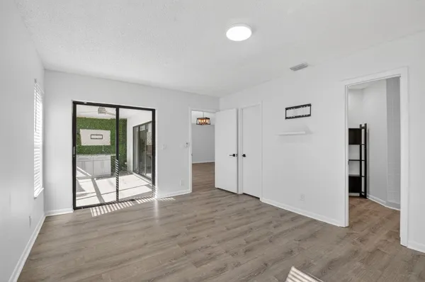 $3,500 | 9074 Chatsworth Cascades Circle, Boca Raton, FL 33434