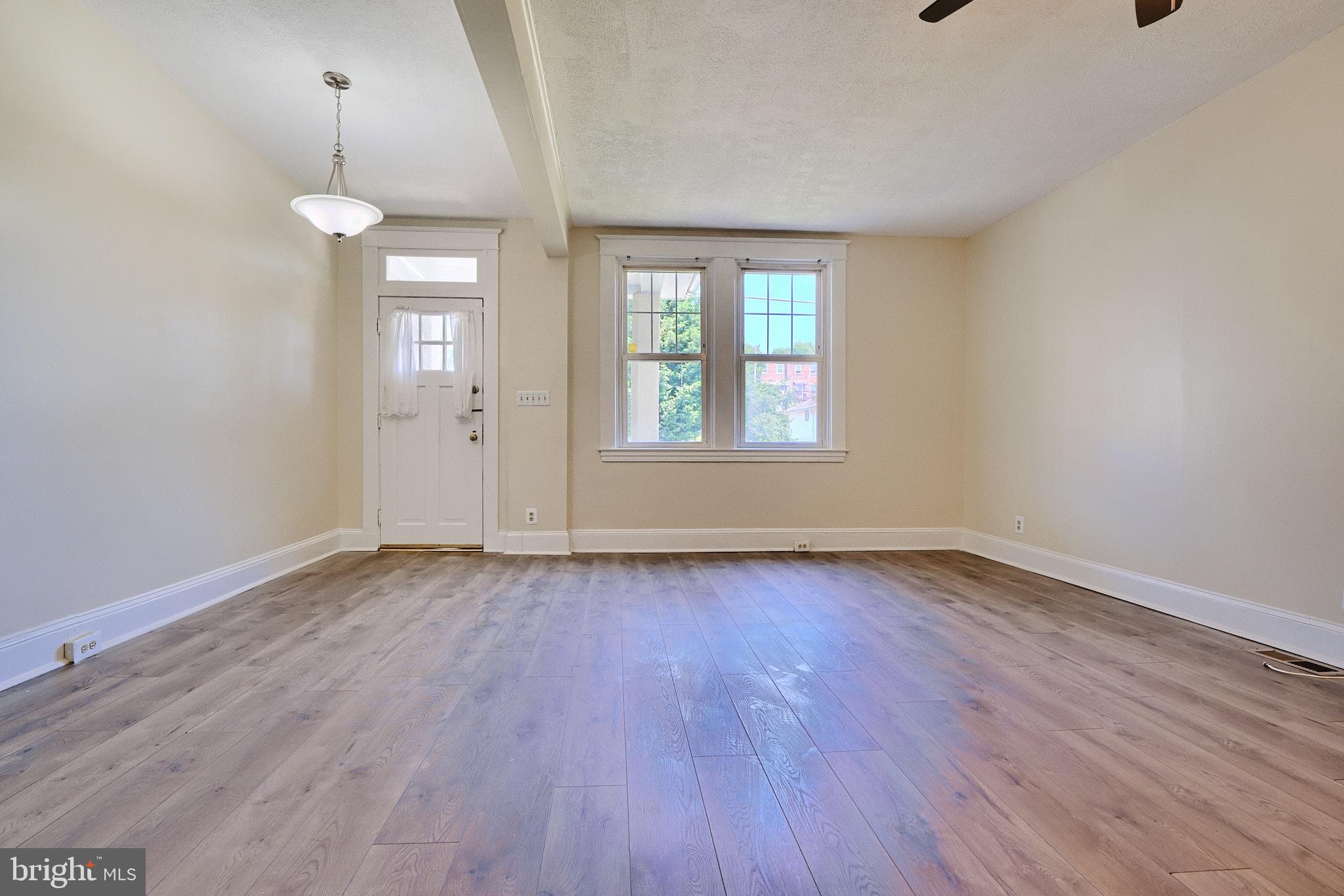 534 46th Street Baltimore, MD 21224 - Photo 10 of 52 Interior