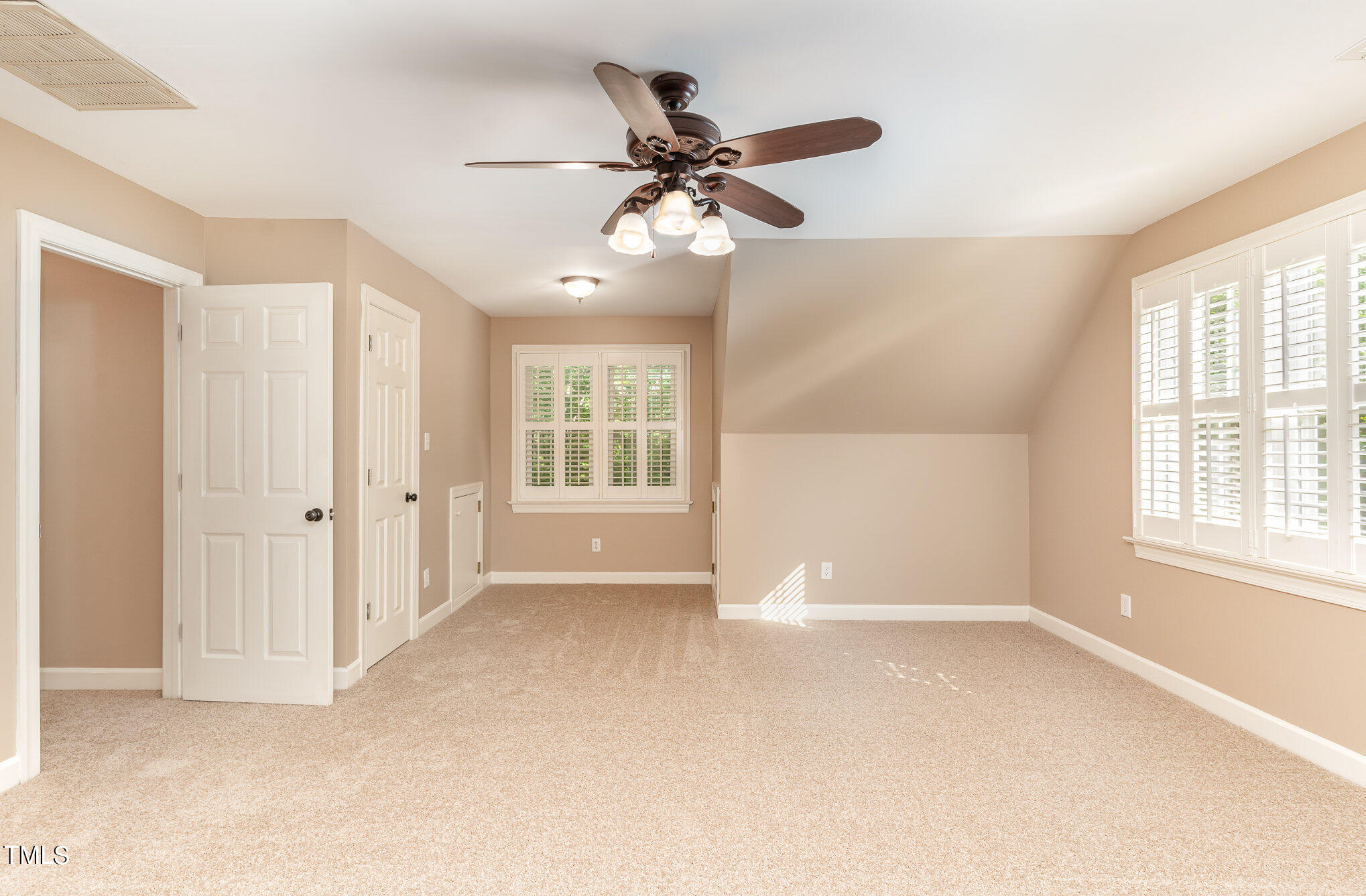 2805 London Bridge Court Raleigh, NC 27613 - Photo 29 of 35 023_dsc00085-edit