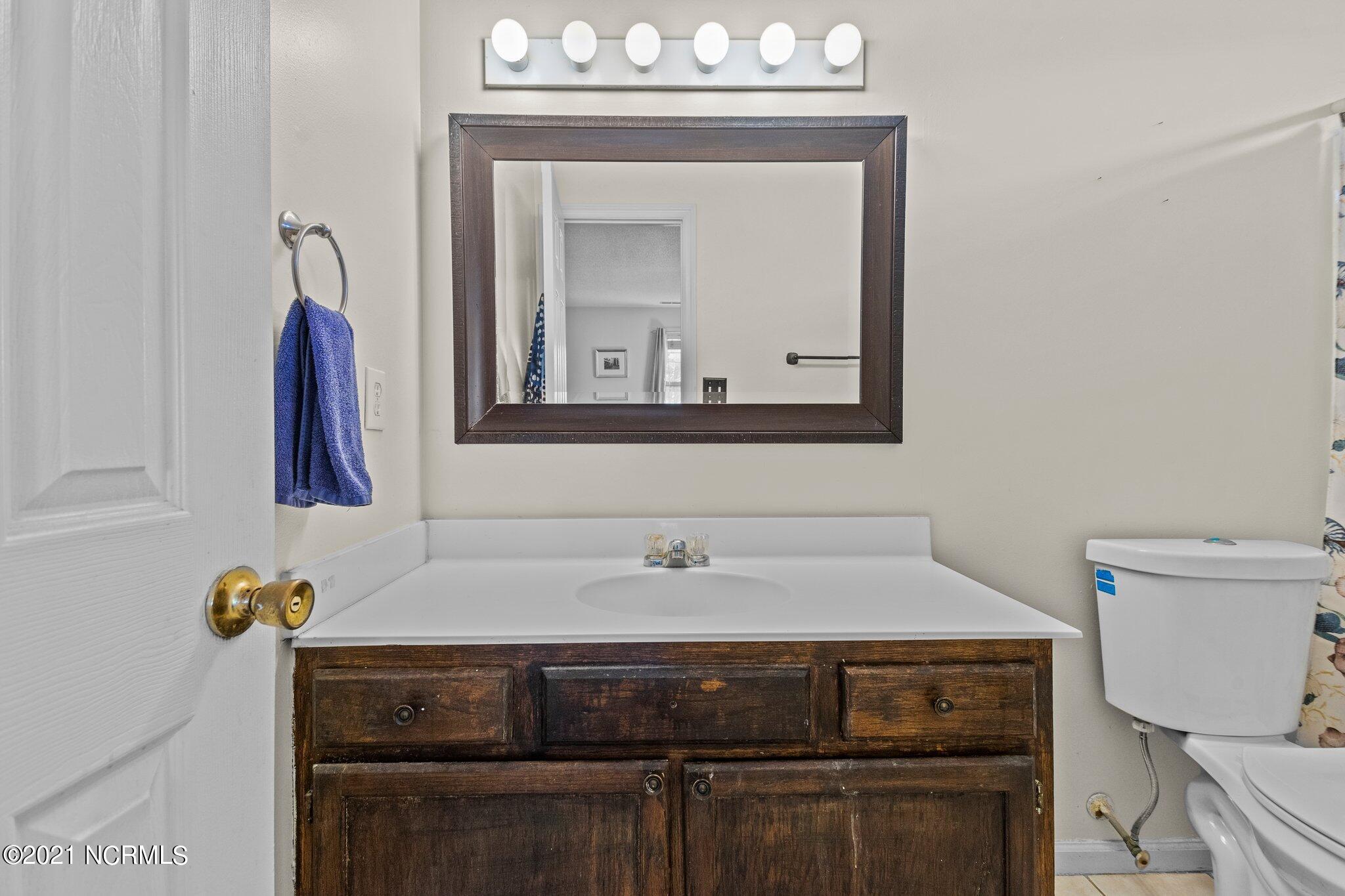318 Running Road Jacksonville, NC 28546 - Photo 17 of 40 34-web-or-mls-DSC05374