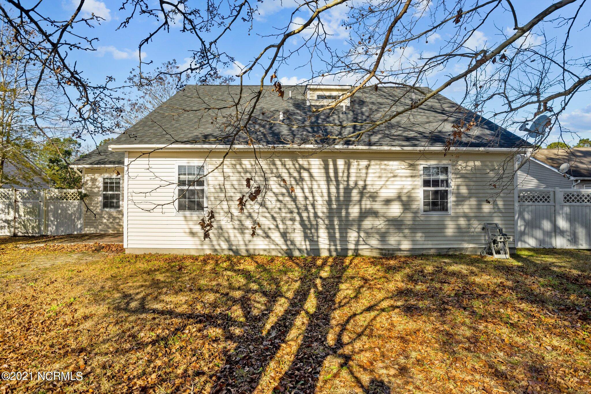 318 Running Road Jacksonville, NC 28546 - Photo 34 of 40 16-web-or-mls-DSC05266