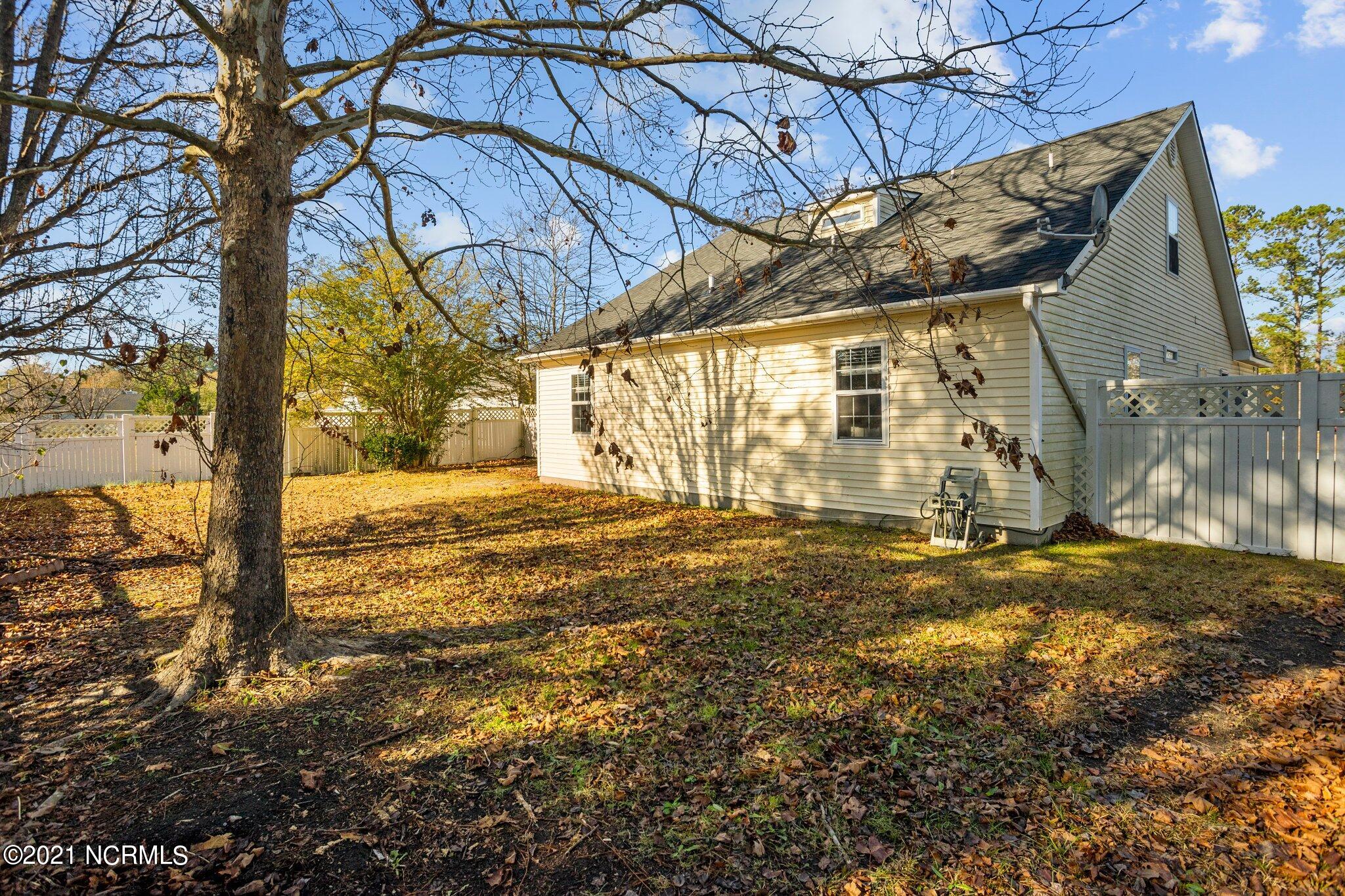 318 Running Road Jacksonville, NC 28546 - Photo 35 of 40 17-web-or-mls-DSC05267