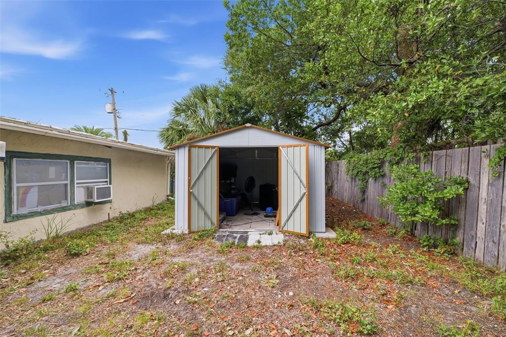 11129 Pine Tree Lane Port Richey, FL 34668 - Photo 14 of 44